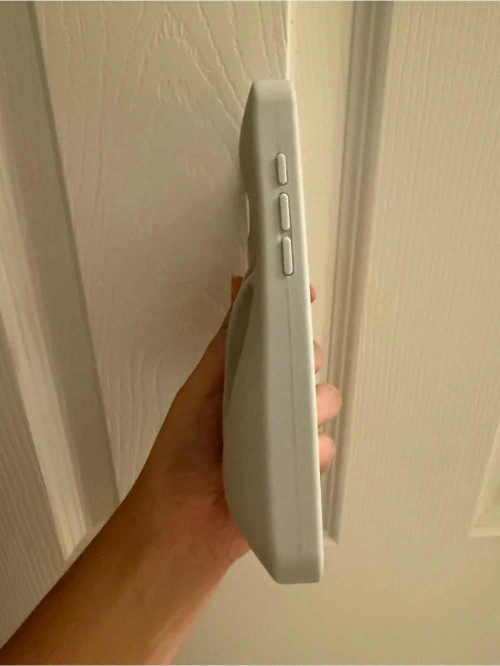 RHODE Silicone Phone Case with Integrated Hand Groove in Light Gray